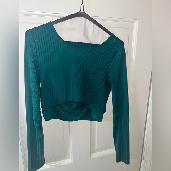 Dark green long sleeve top - Picture 1 of 2